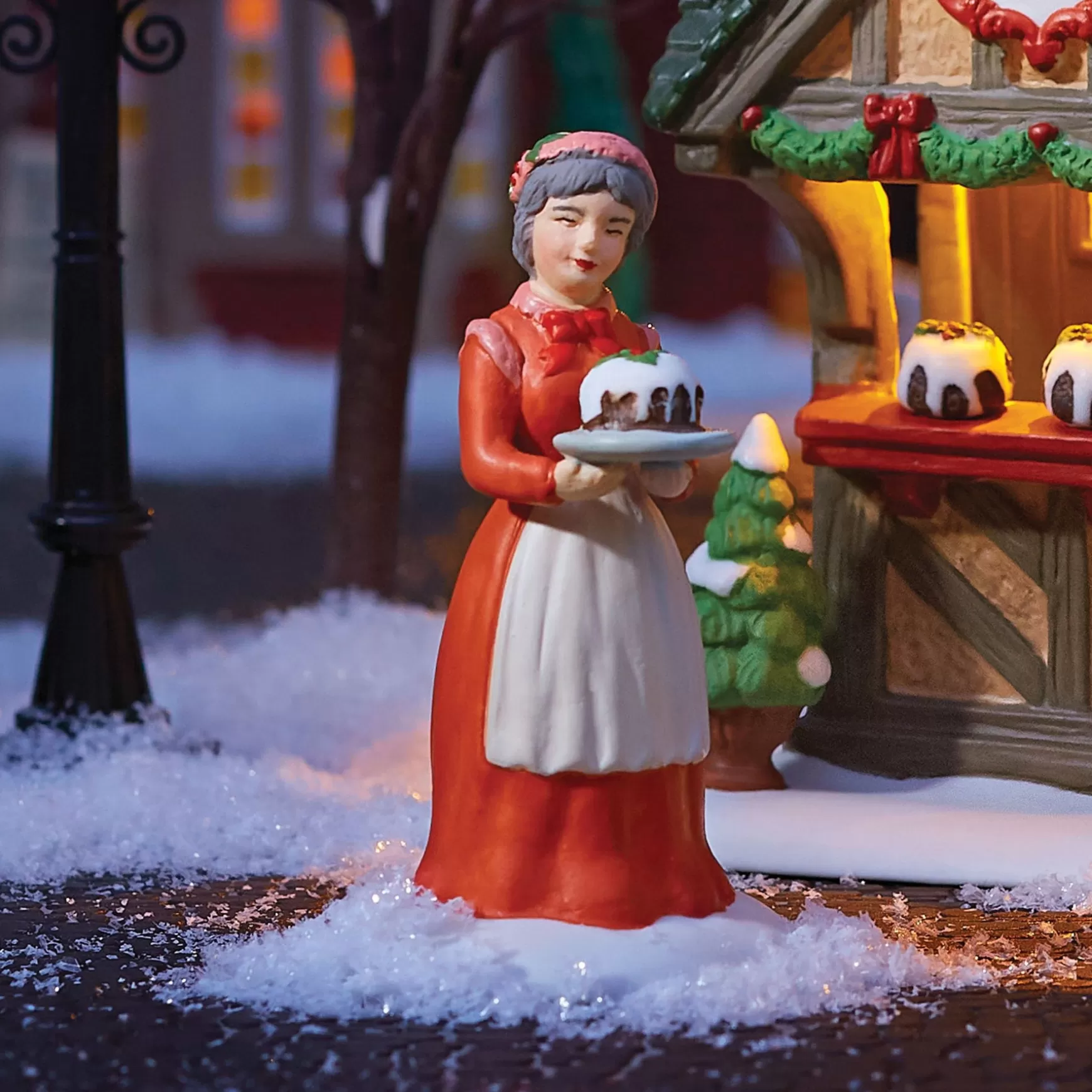 Department 56 A Silver Coin In Every Bake< Dickens Village Series