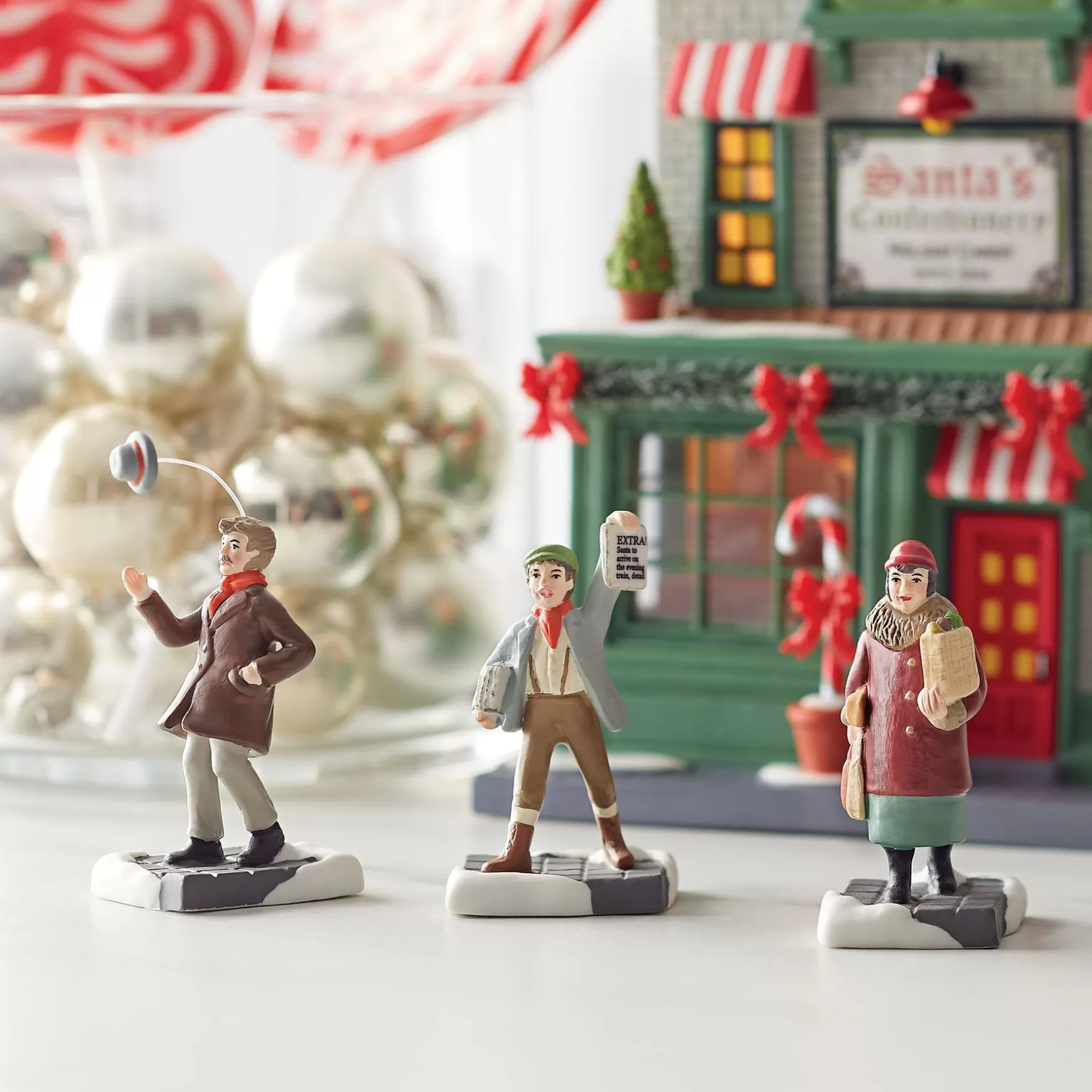 Department 56 Friends & Neighbors S/3< Christmas In The City Series
