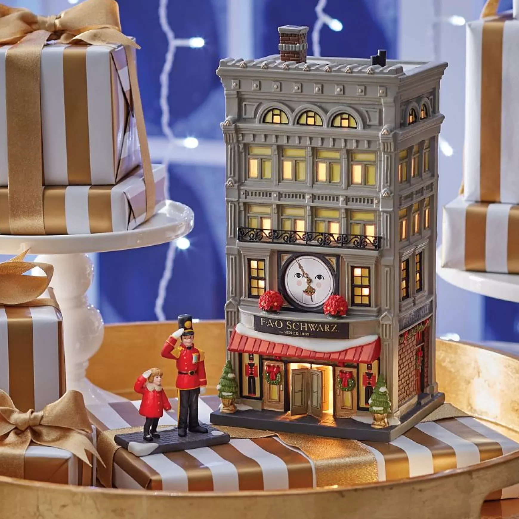 Department 56 Joining Forces< Christmas In The City Series