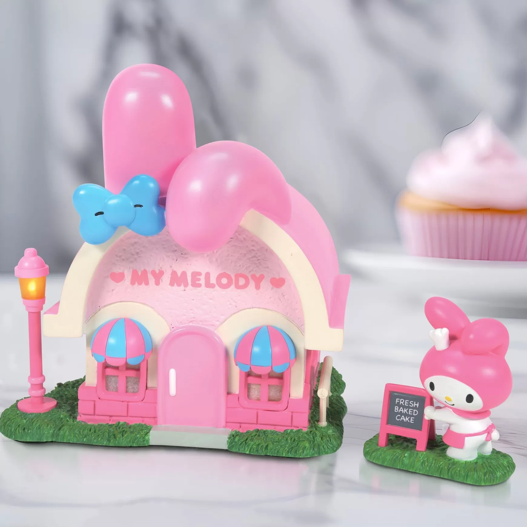 Department 56 My Melody's Bakery S/2< Hello Kitty Village