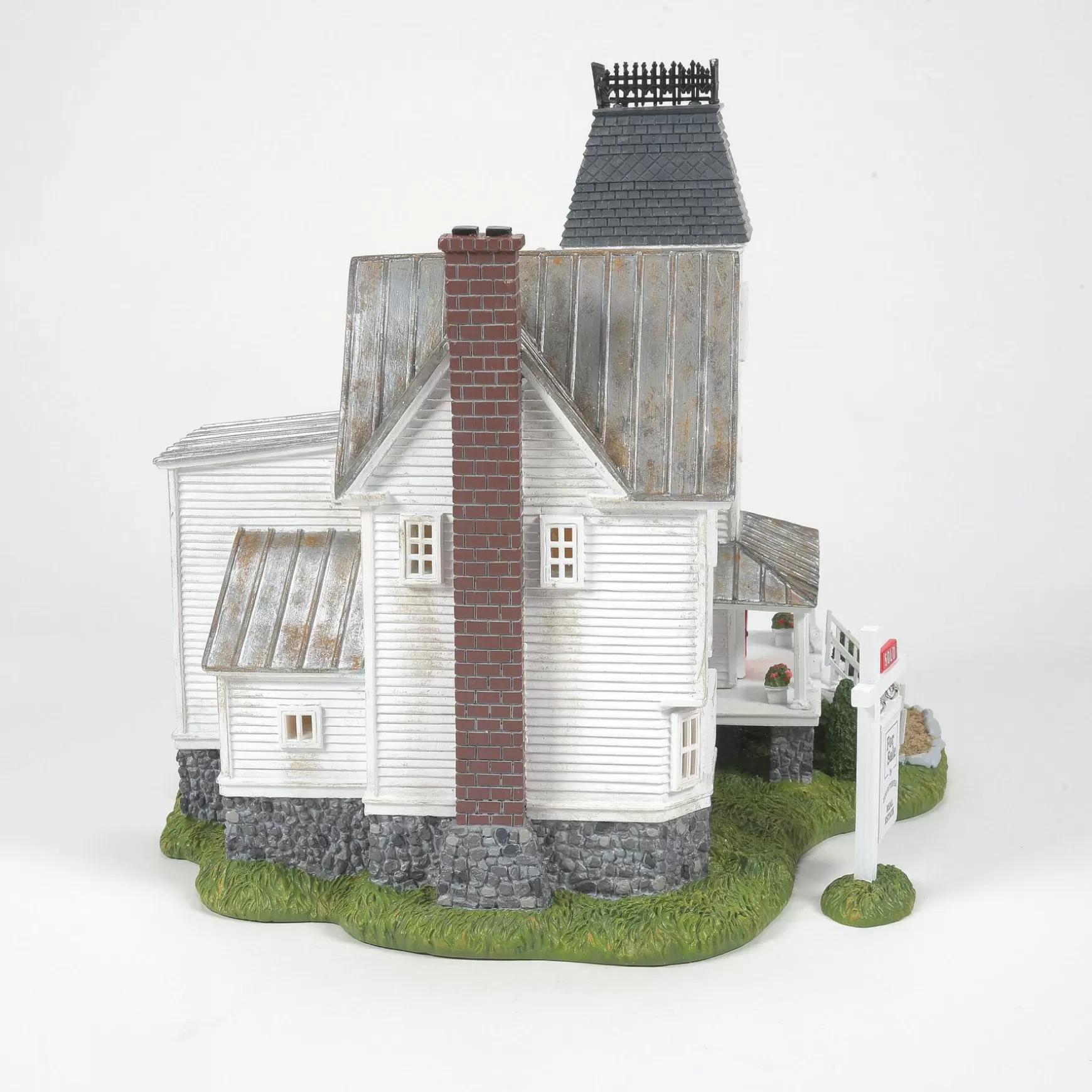 Department 56 The Beetlejuice House< Hot Properties Village